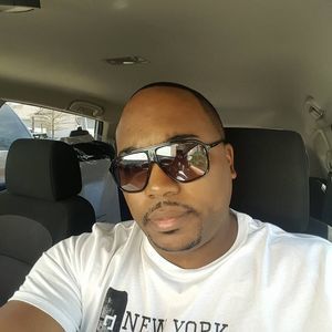 Meet your Posher, Adrian